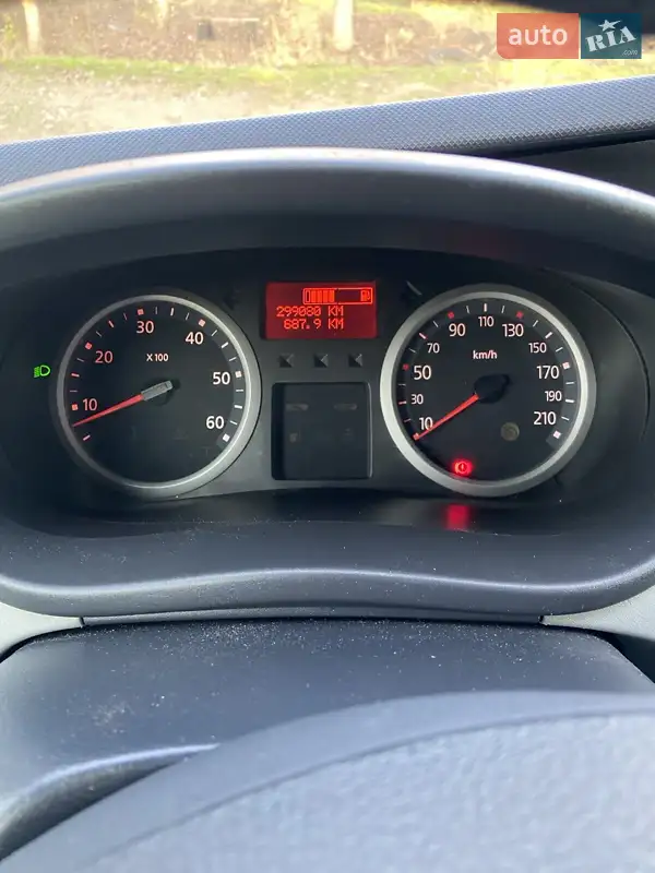2013 nissan primastar