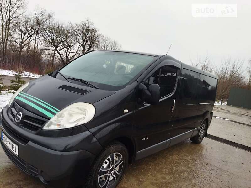 2008 nissan primastar