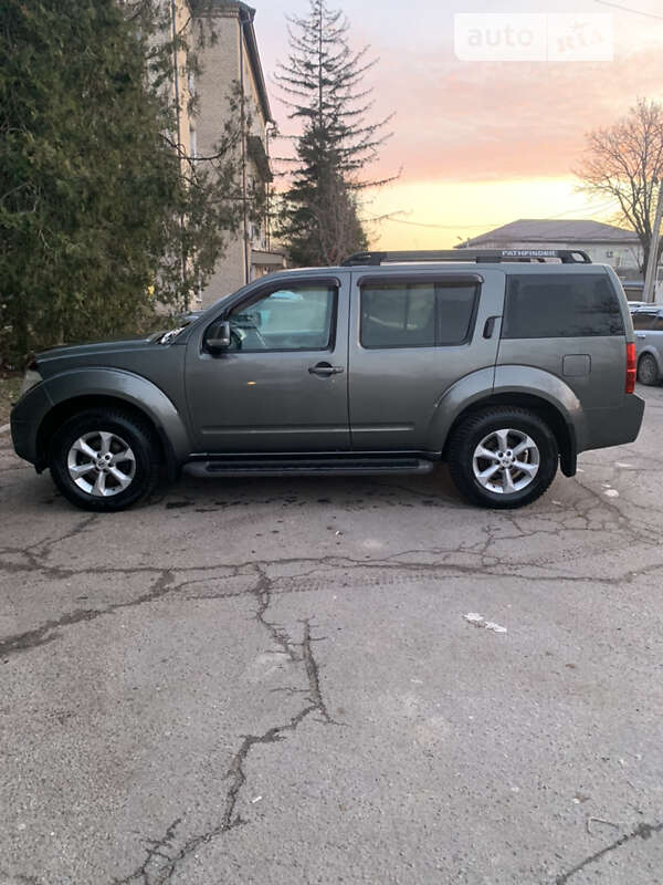 2008 nissan pathfinder