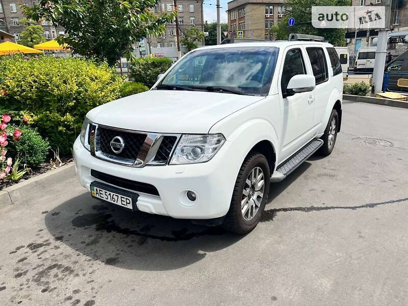 2011 nissan pathfinder