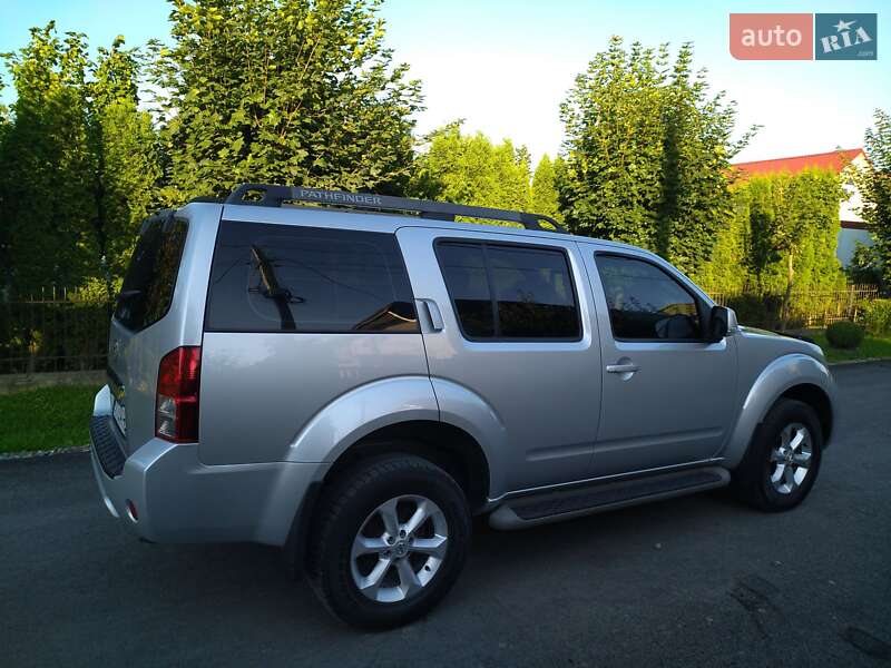 2012 nissan pathfinder
