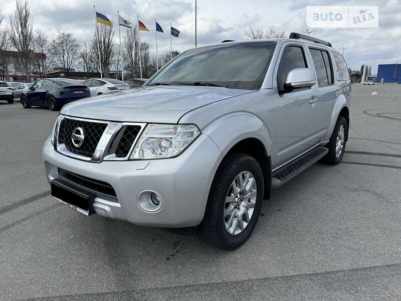 2013 nissan pathfinder dci