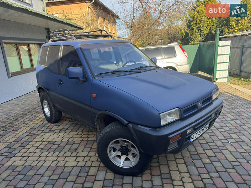 1995 nissan terrano