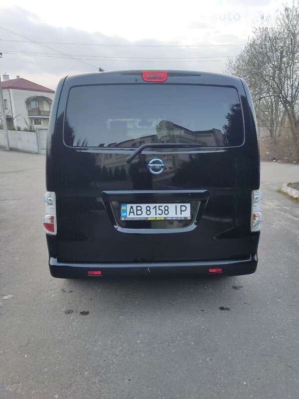 2015 nissan e-nv 200