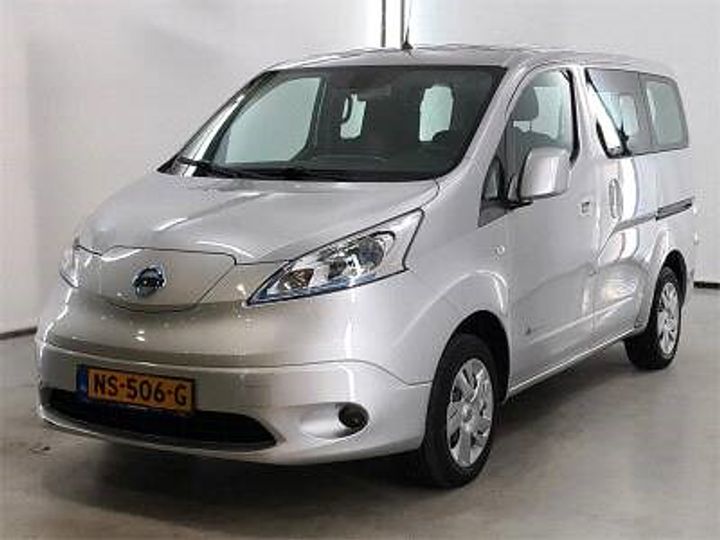 2017 nissan e-nv 200