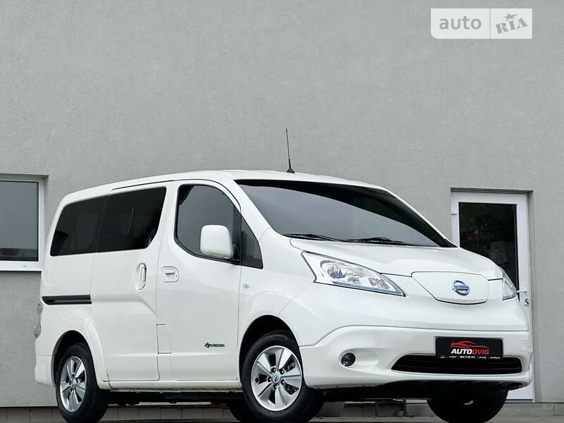 2018 nissan e-nv 200