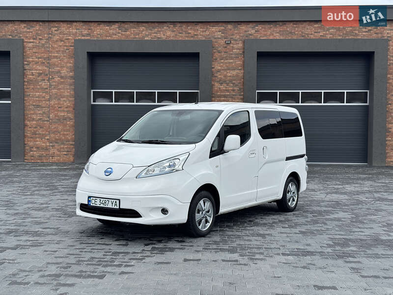 2019 nissan e-nv200