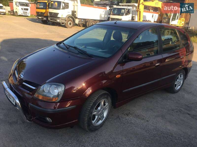 2002 nissan almera-tino