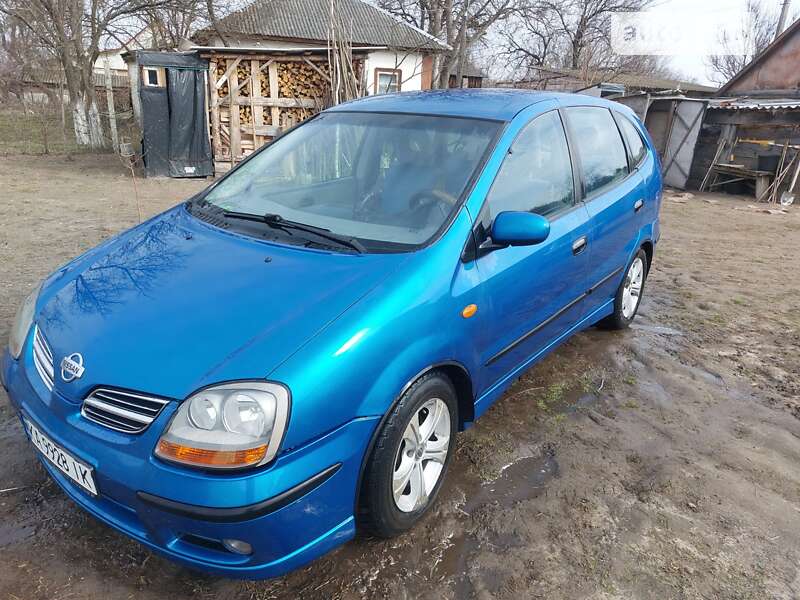2001 nissan almera