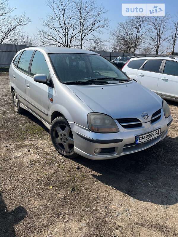2001 nissan almera tino