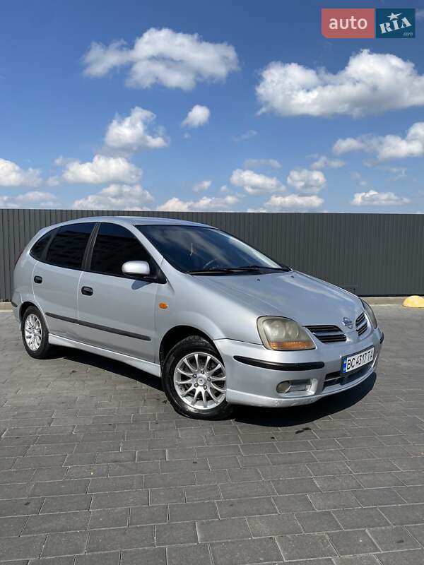 2001 nissan almera tino
