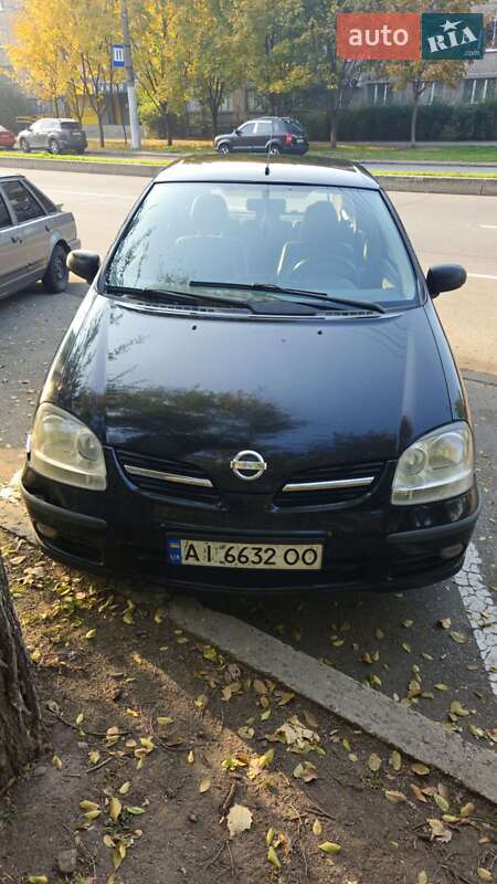 2003 nissan almera tino