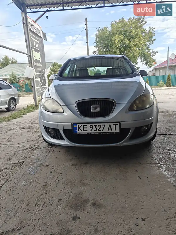 2005 seat altea