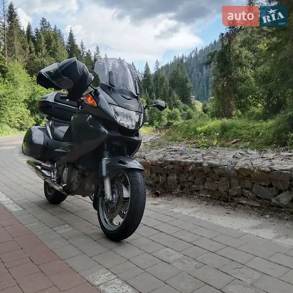 2006 honda nt 700v