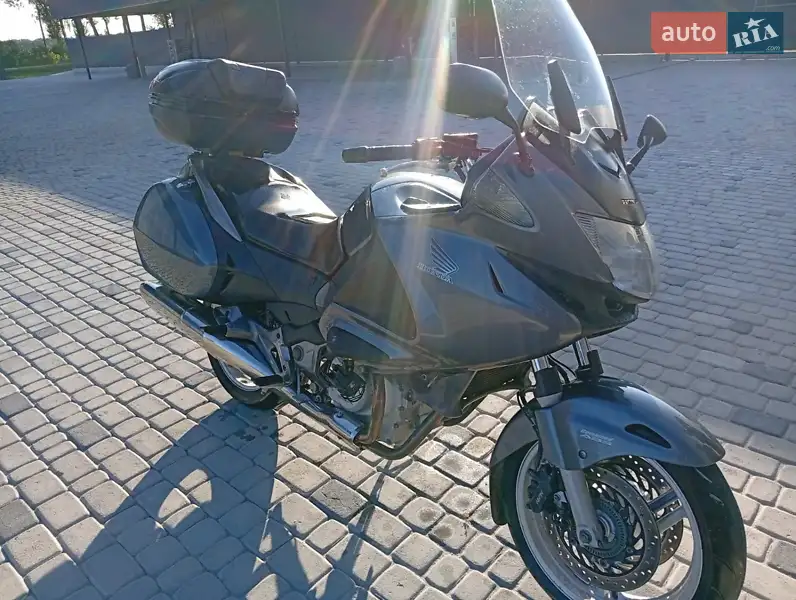 2007 honda nt 700v