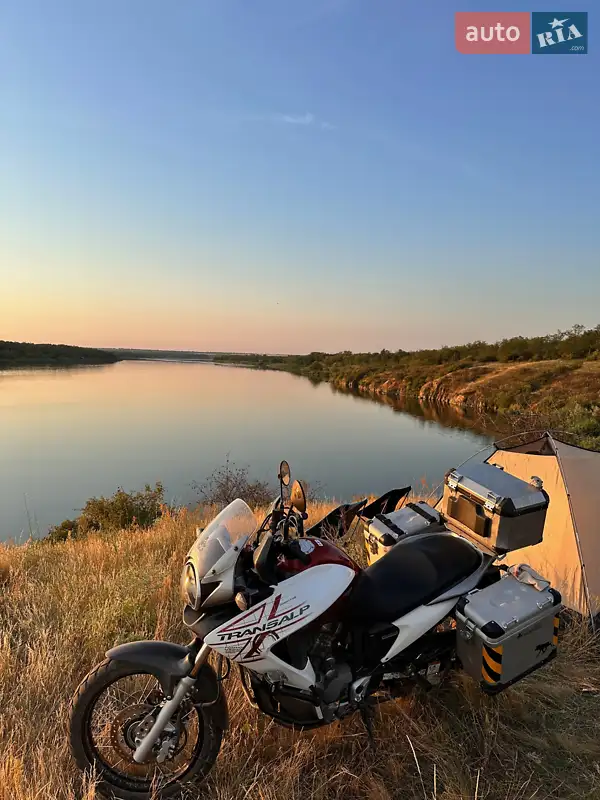2011 honda xl 700v