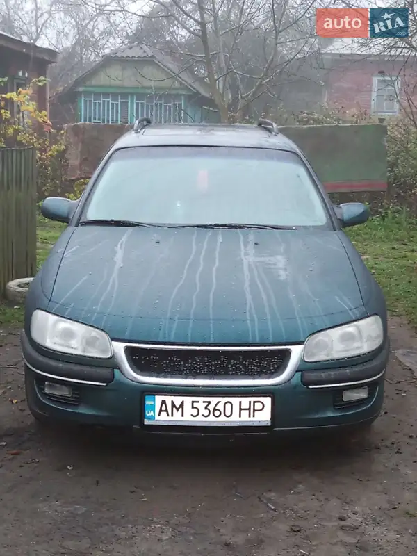 1995 opel omega