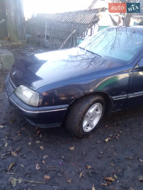 1990 opel omega