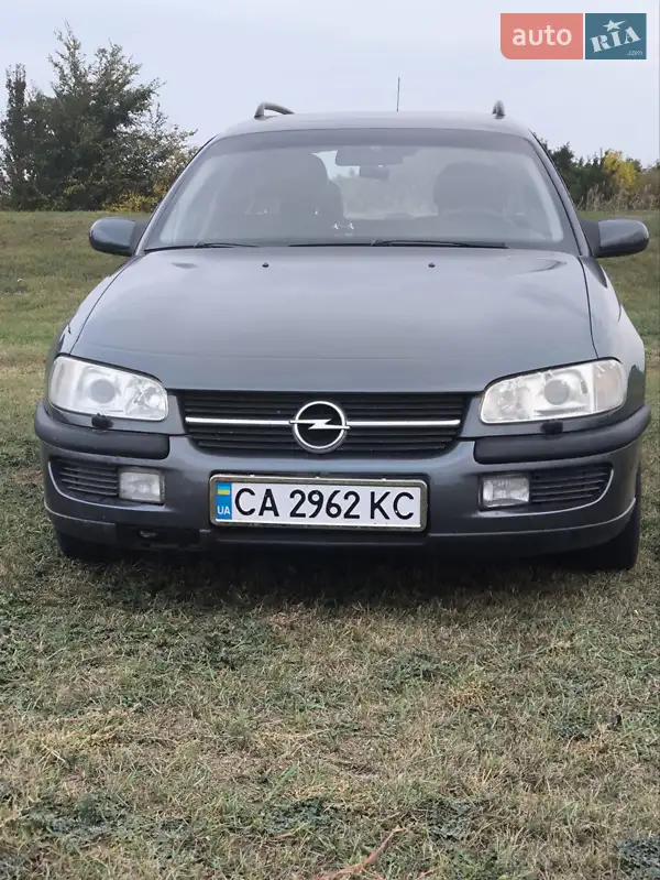 1998 opel omega