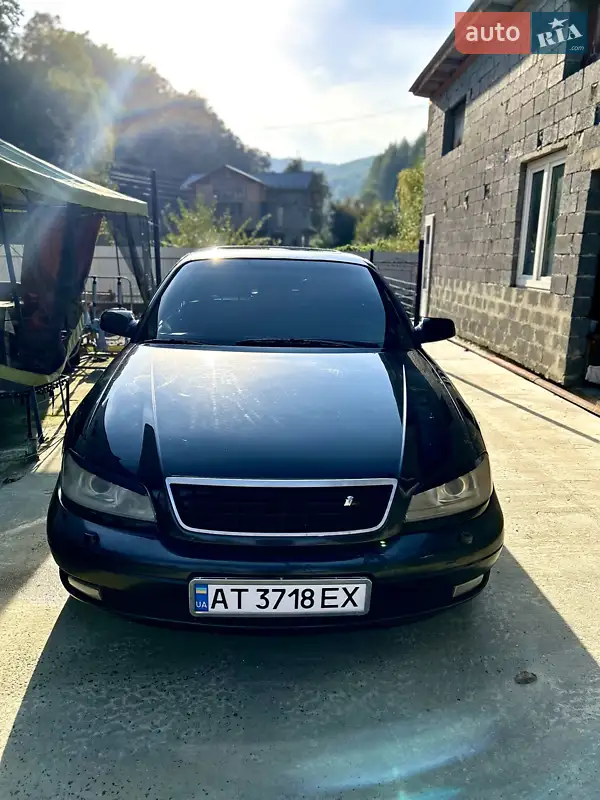 2000 opel omega