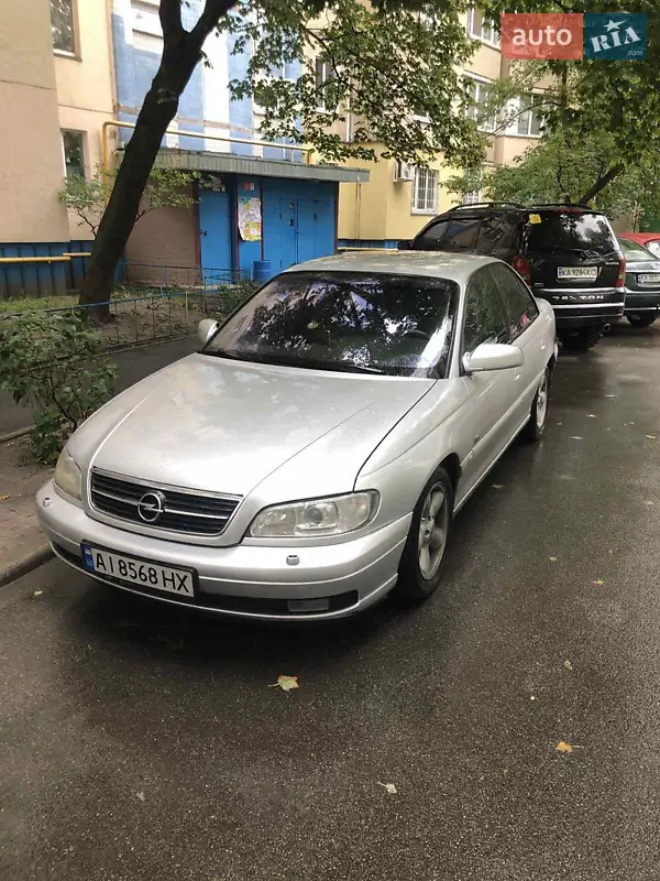 2002 opel omega