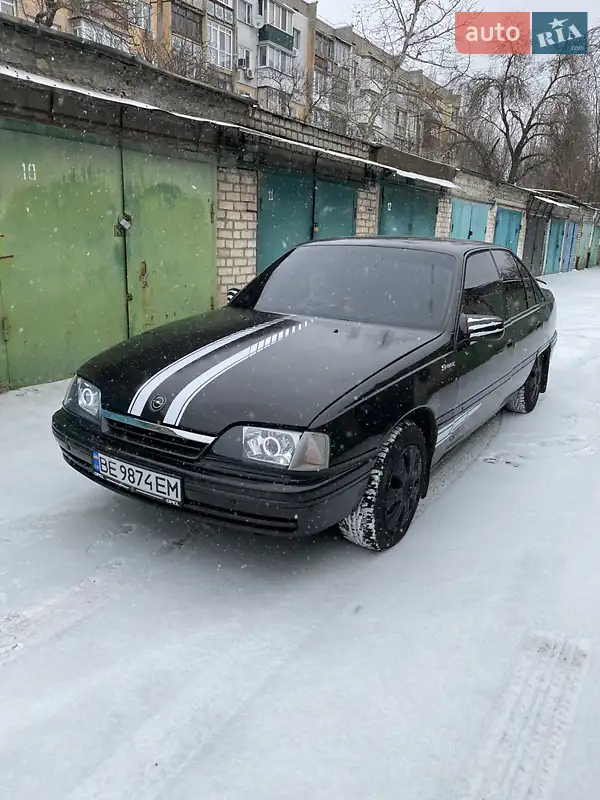 1992 opel omega