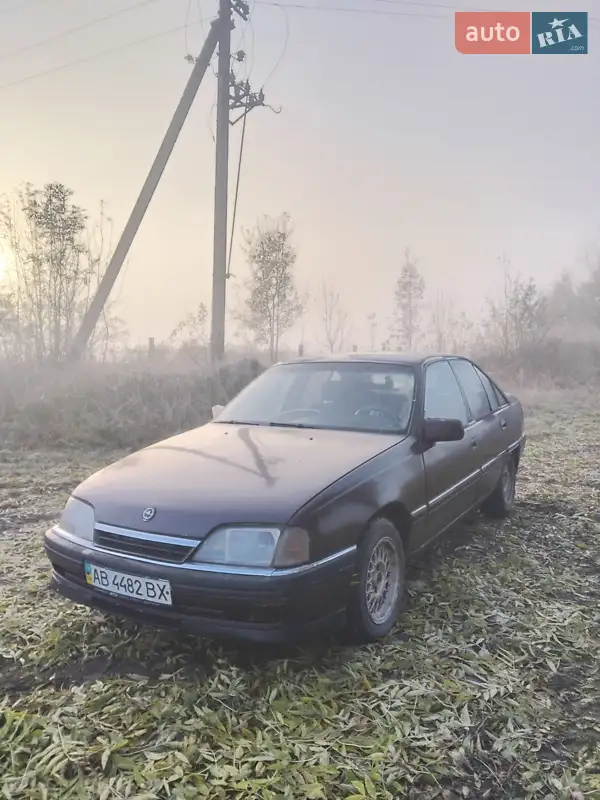 1993 opel omega