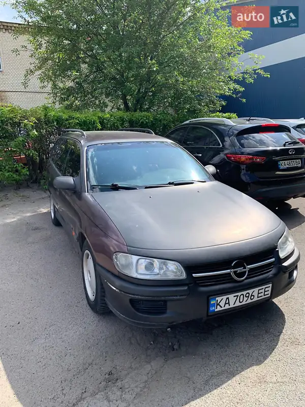 1995 opel omega