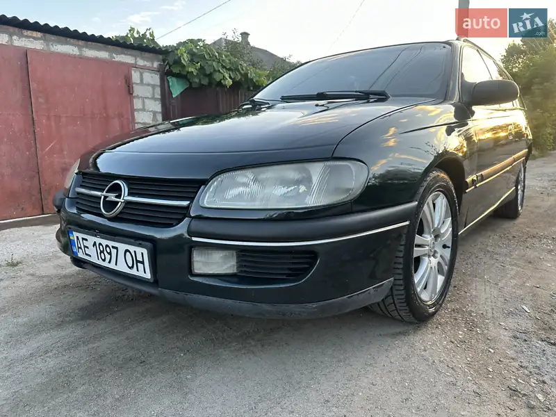 1995 opel omega
