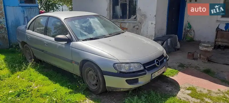 1995 opel omega