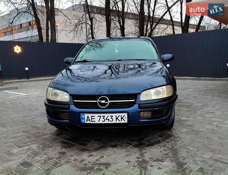 1996 opel omega