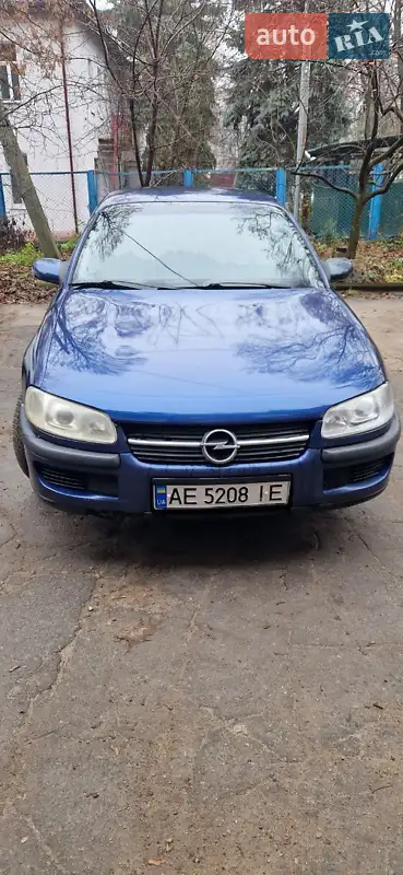 1997 opel omega