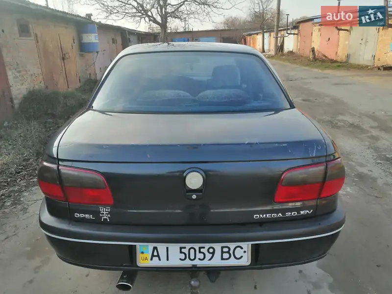 1997 opel omega