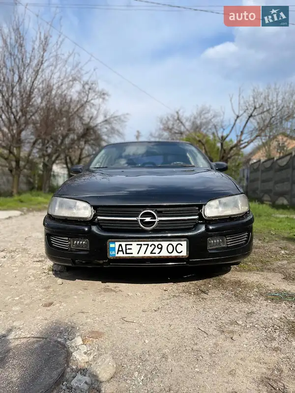1995 opel omega