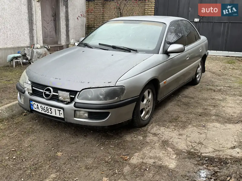1995 opel omega