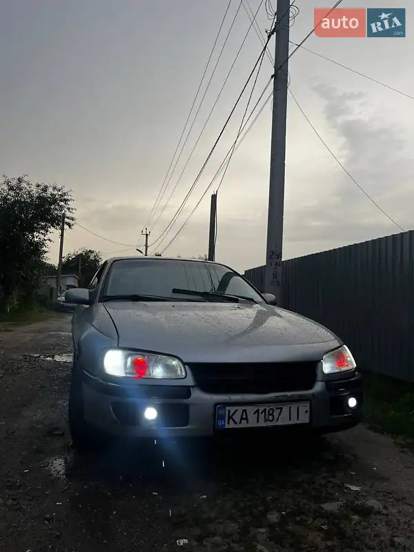1995 opel omega
