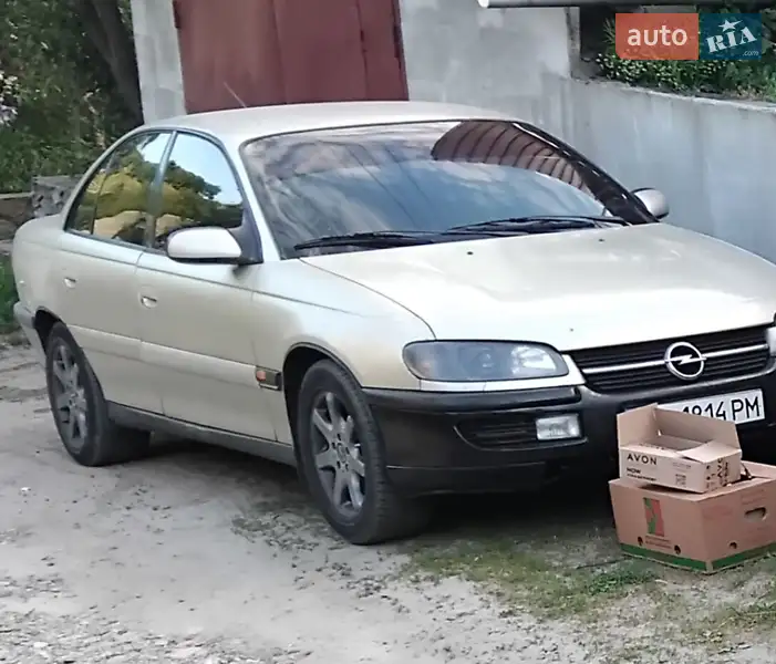 1995 opel omega