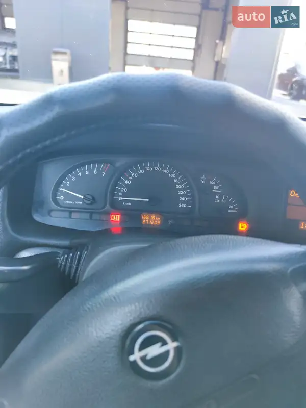 1996 opel vectra