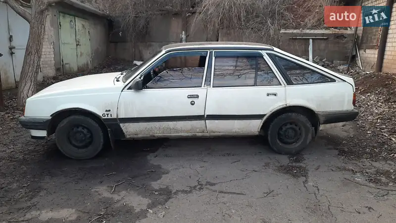 1985 opel ascona