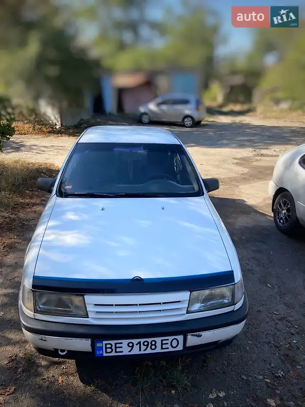 1990 opel vectra