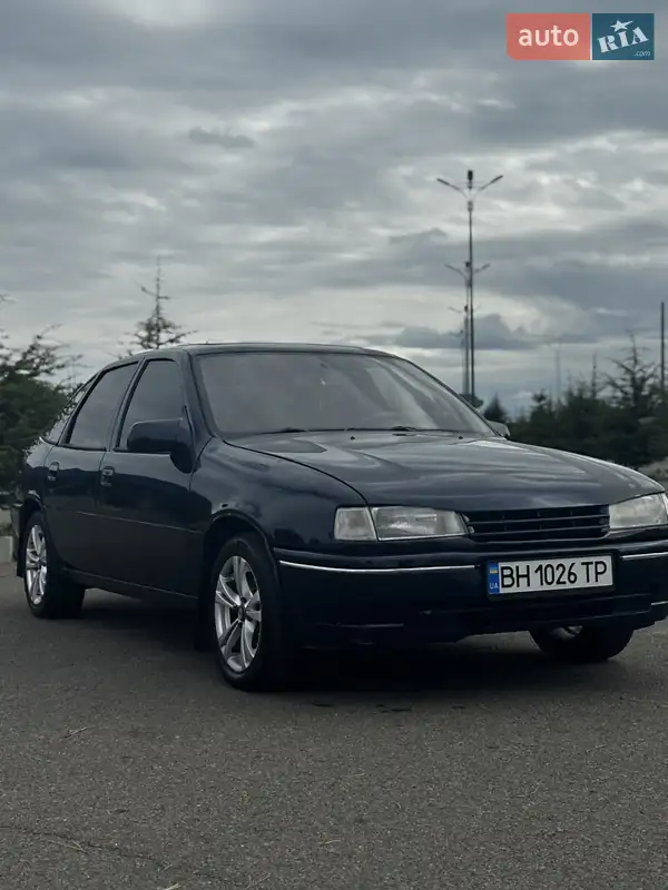 1990 opel vectra