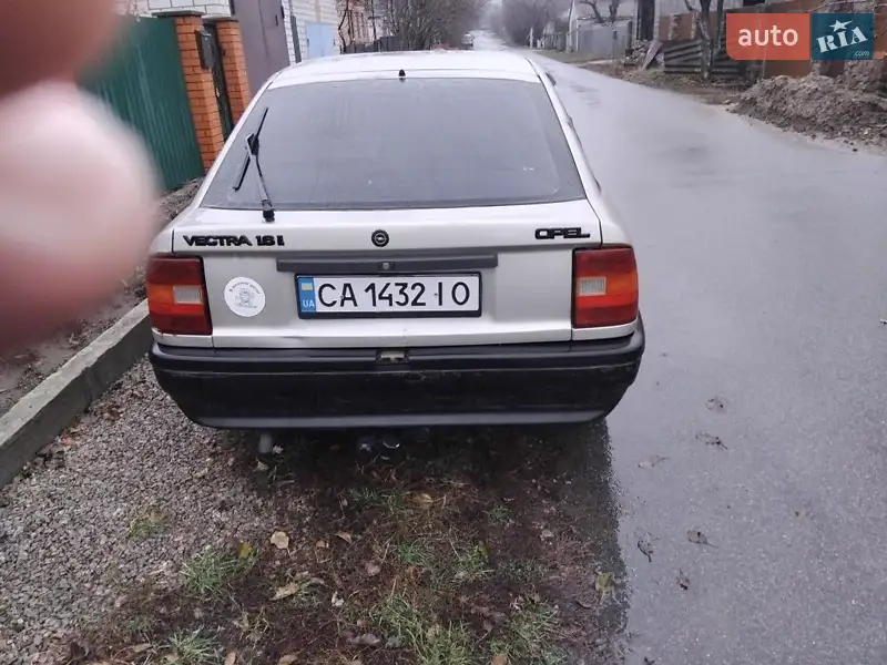 1992 opel vectra