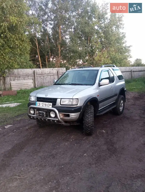1999 opel frontera