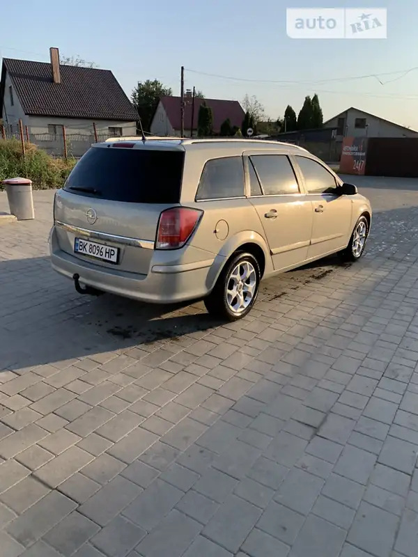 2005 opel astra