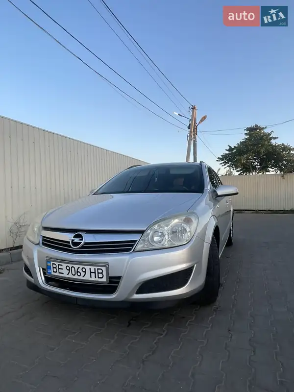 2008 opel astra