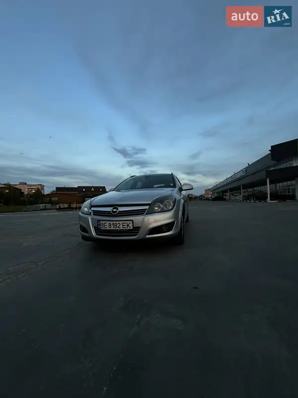 2010 opel astra