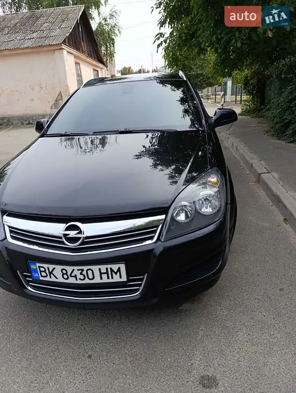 2010 opel astra