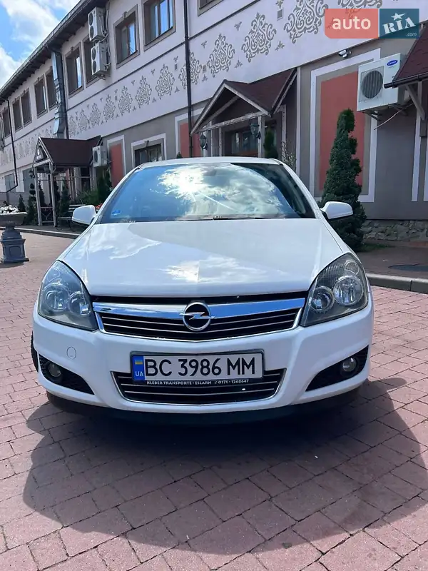 2010 opel astra