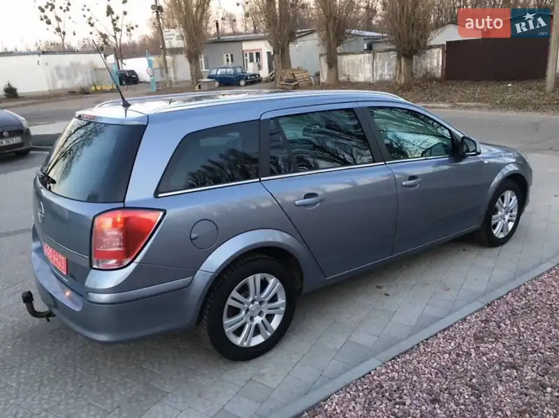 2010 opel astra
