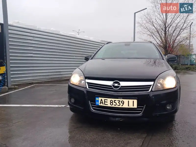 2010 opel astra